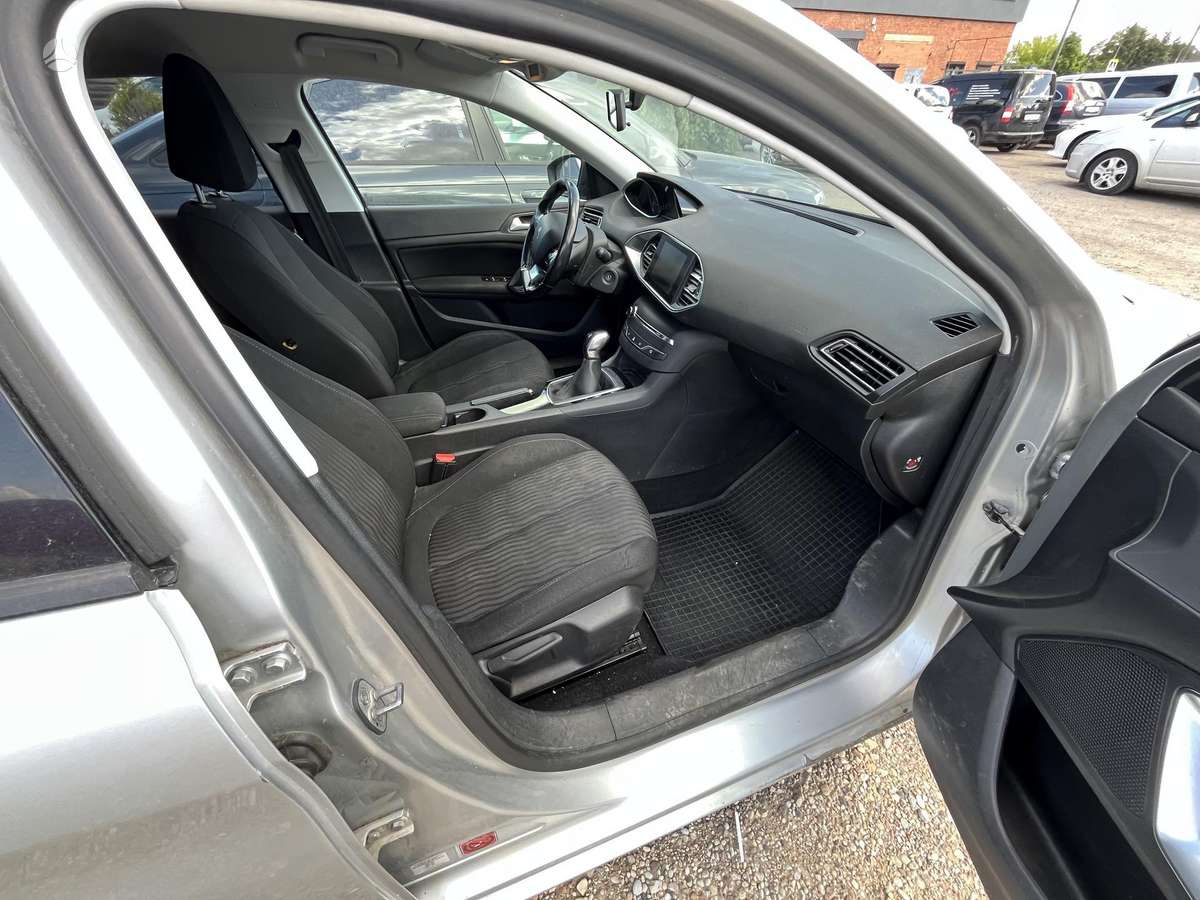 Peugeot 308, 1.6 l., Универсал