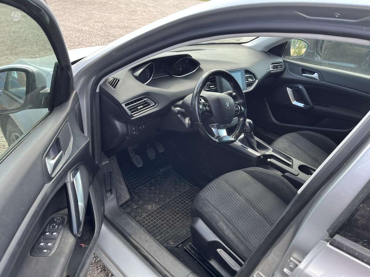 Peugeot 308, 1.6 l., Универсал