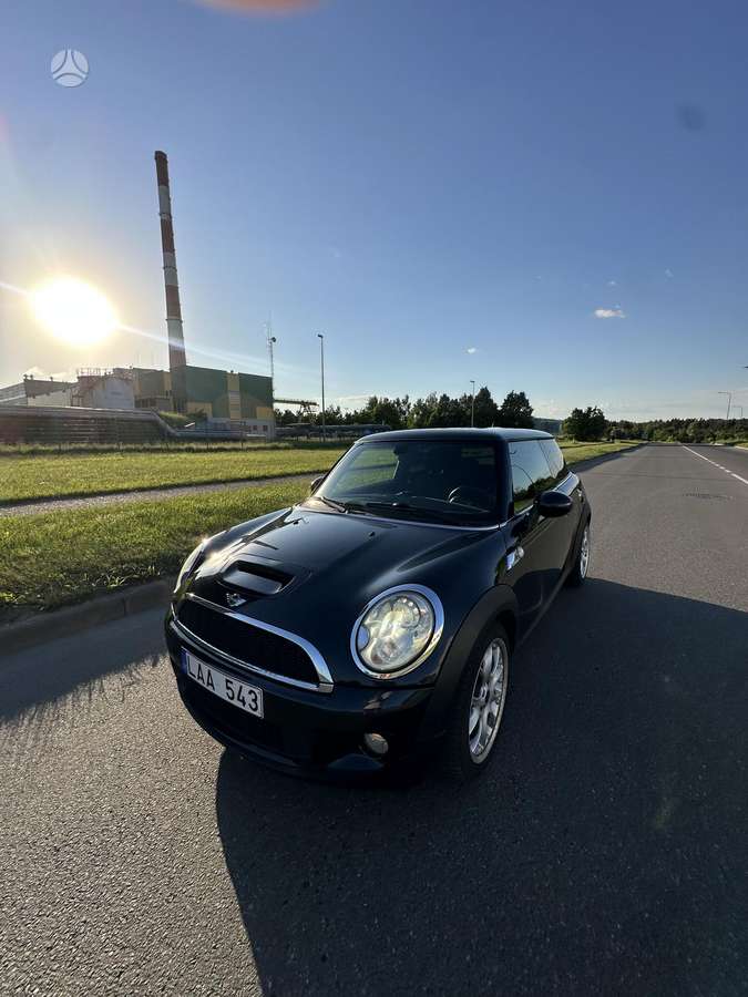 Mini Cooper S, 1.6 l., hatchback