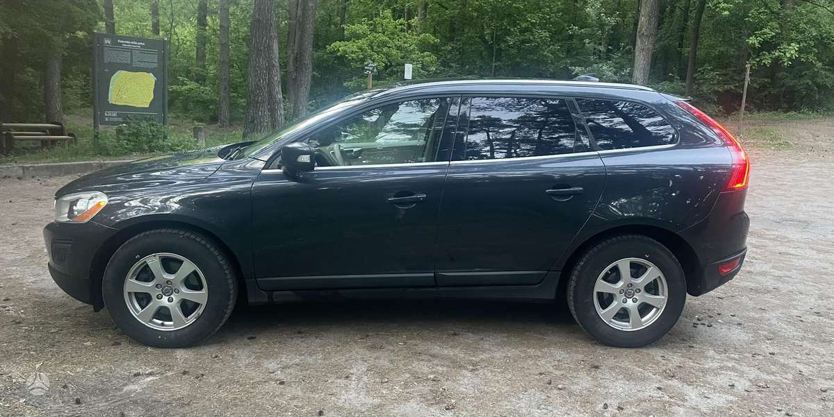 Volvo XC70, 3.2 l., Универсал