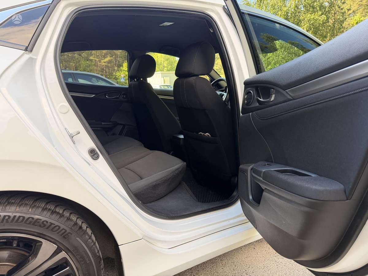 Honda Civic, 1.0 l., hatchback