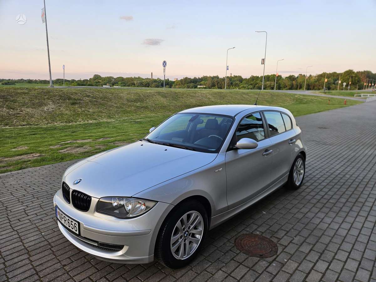 BMW 118, 2.0 l., Хэтчбек