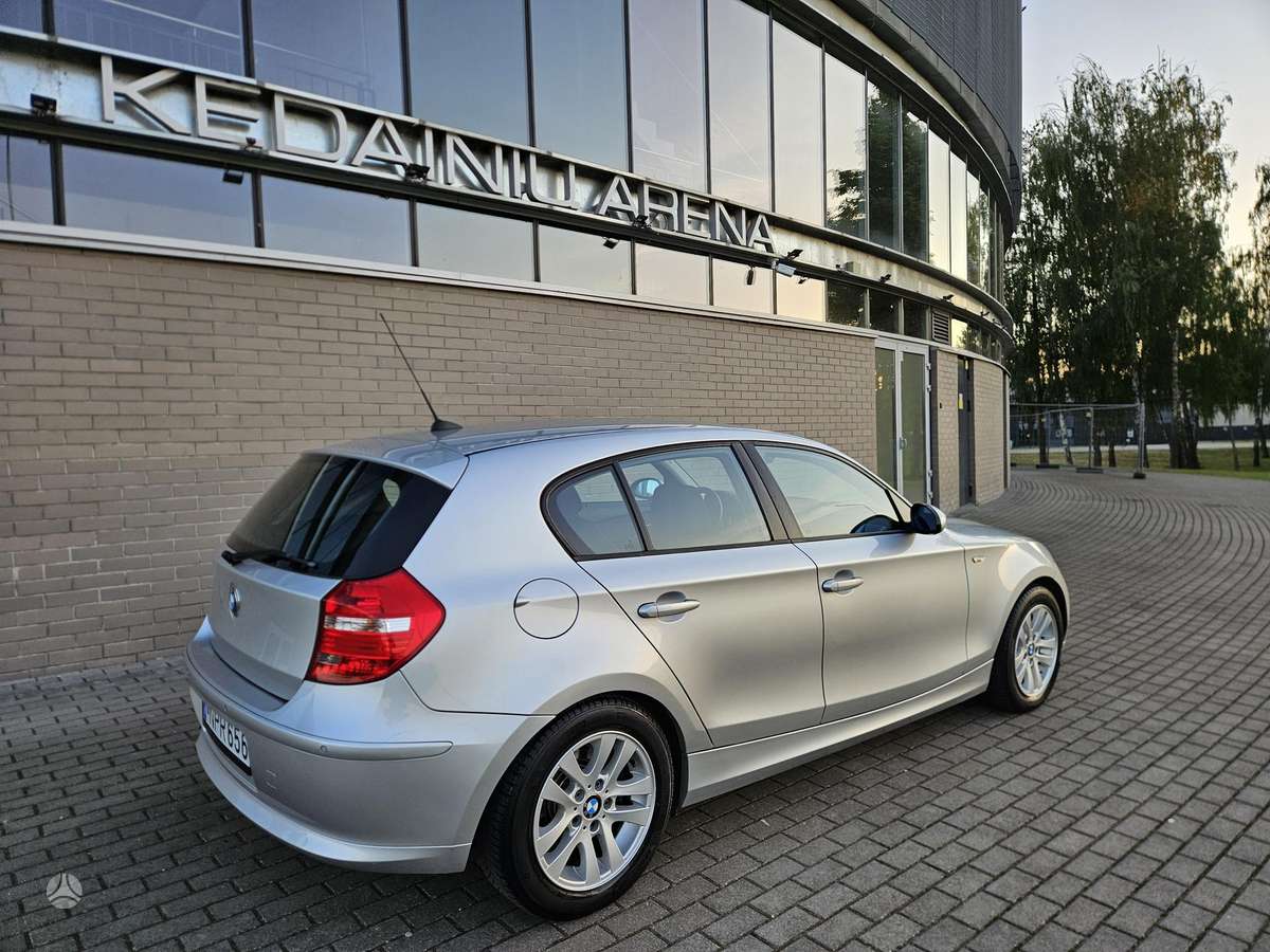 BMW 118, 2.0 l., Хэтчбек