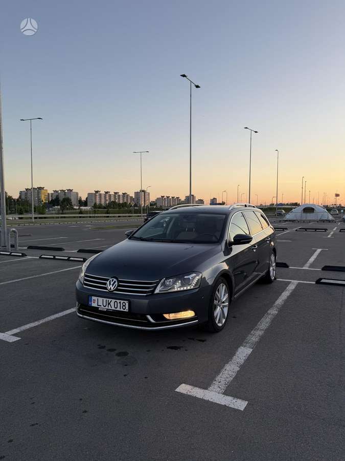 Volkswagen Passat, 2.0 l., Универсал