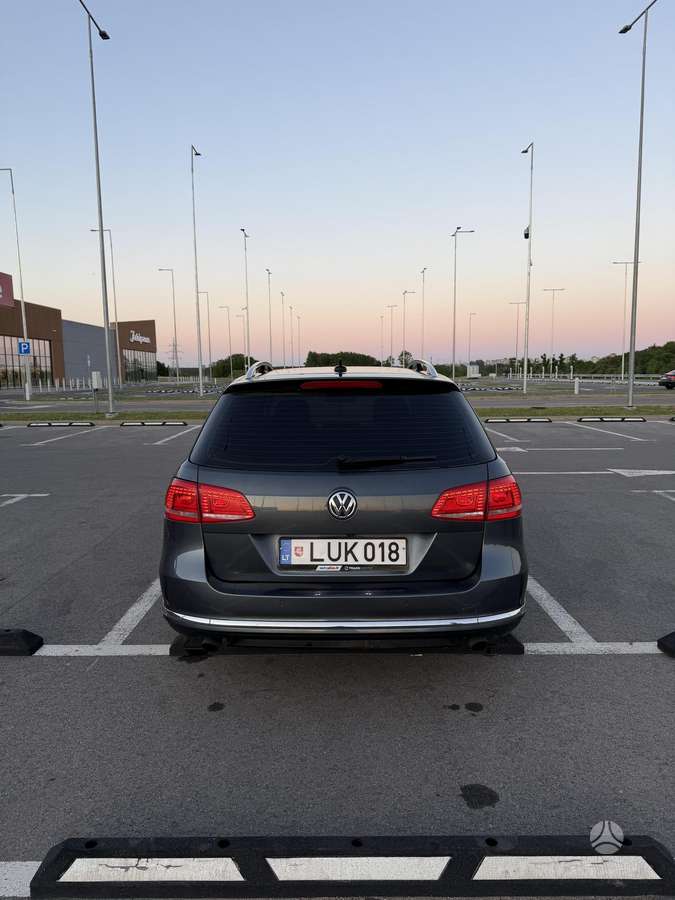 Volkswagen Passat, 2.0 l., Универсал