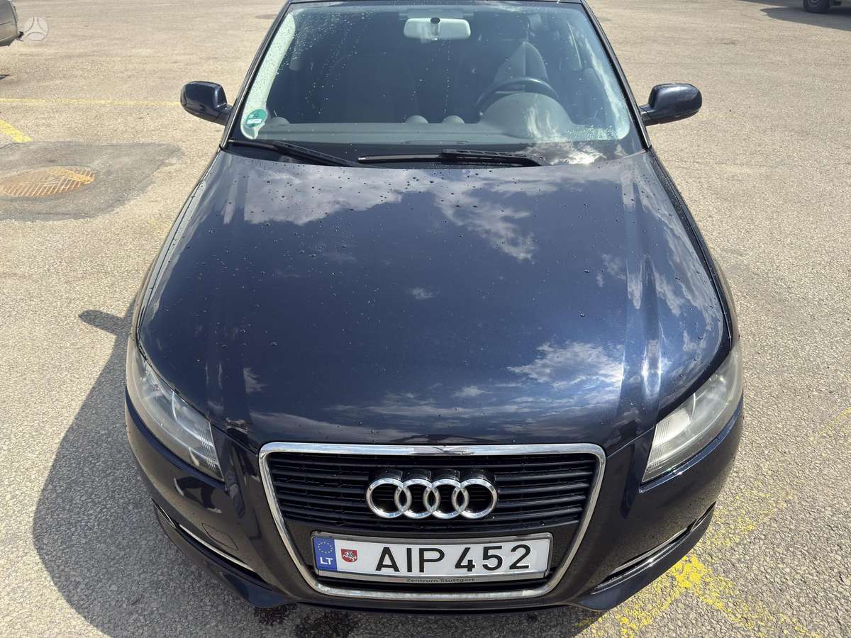 Audi A3, 1.6 l., hatchback