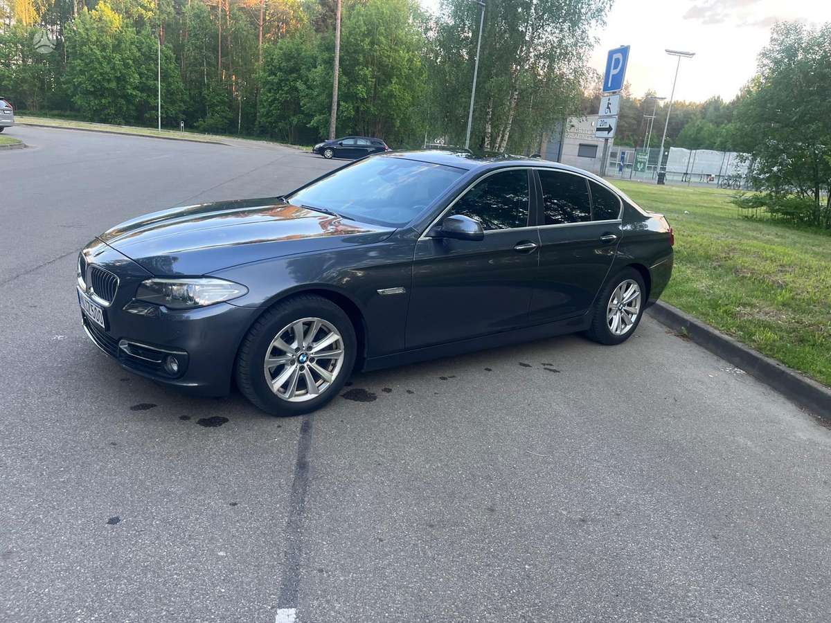 BMW 518, 2.0 l., Седан