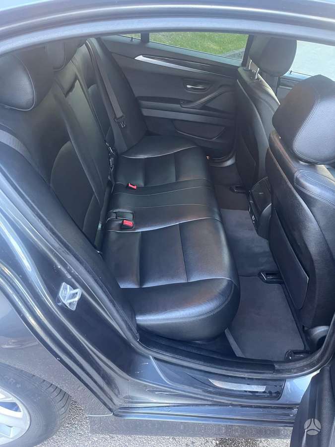 BMW 518, 2.0 l., Седан