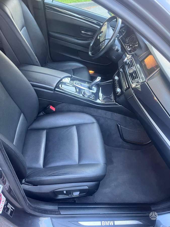BMW 518, 2.0 l., Седан