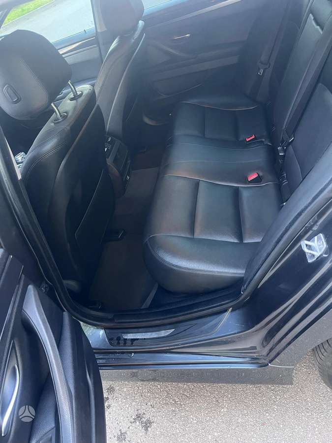 BMW 518, 2.0 l., Седан