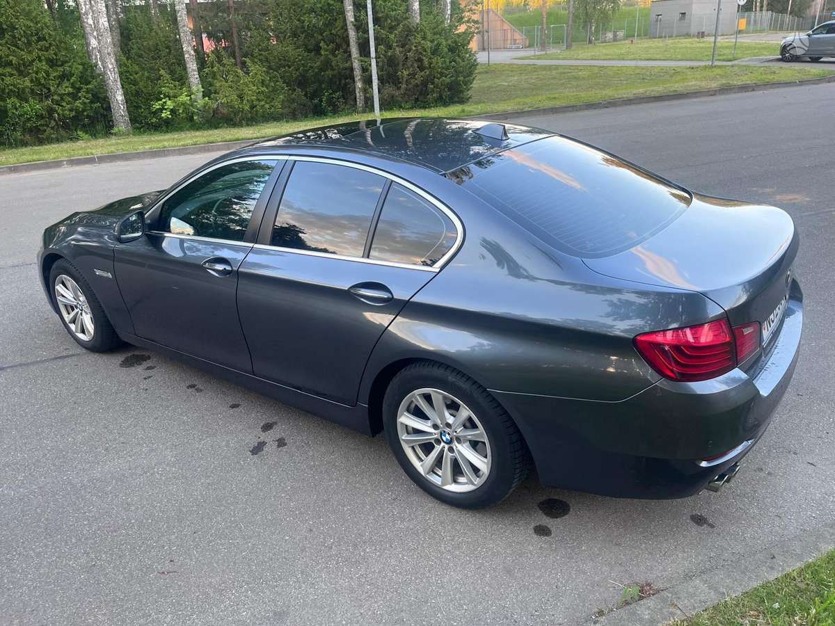 BMW 518, 2.0 l., Седан