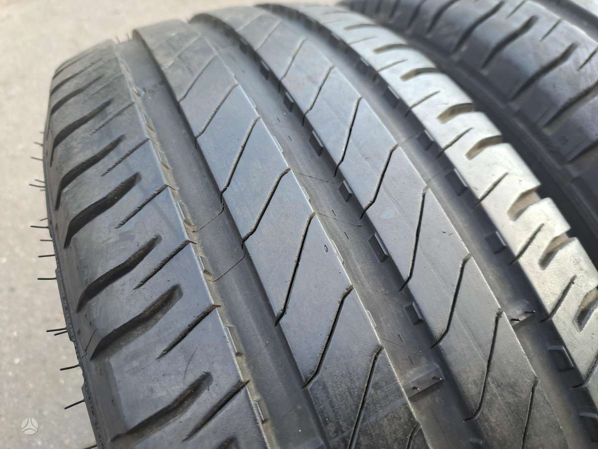 Michelin Agilis3, vasarinės 215/65 R15