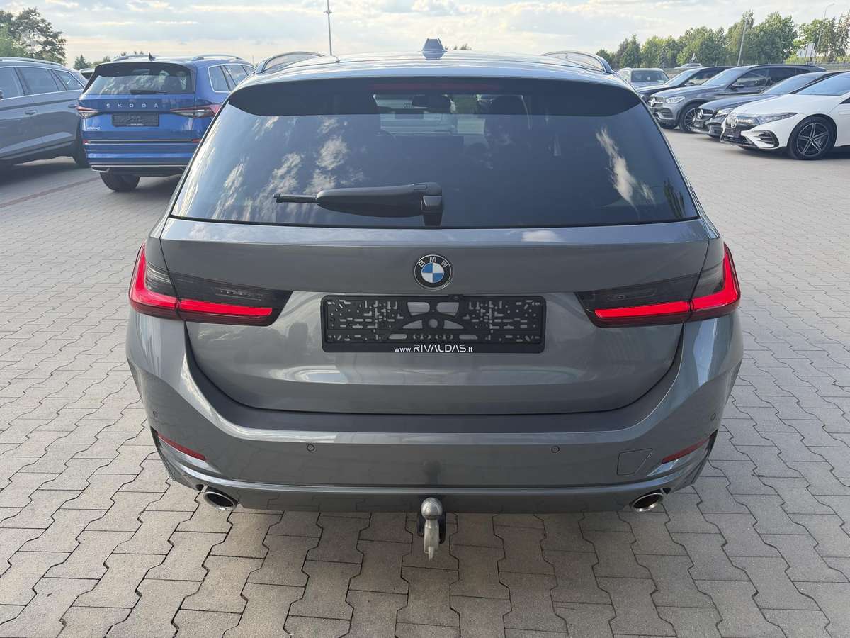 BMW 318, 2.0 l., wagon