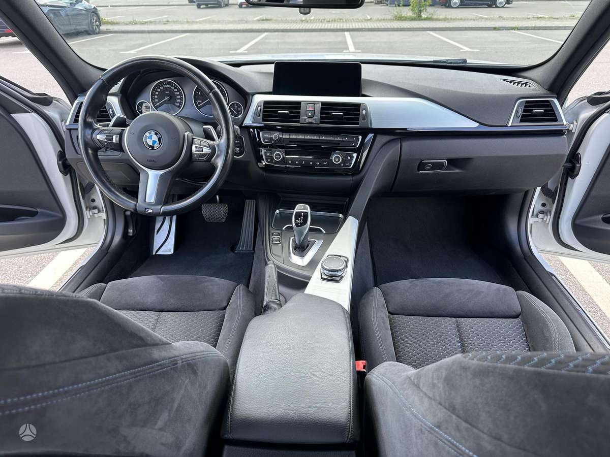 BMW 325, 2.0 l., wagon