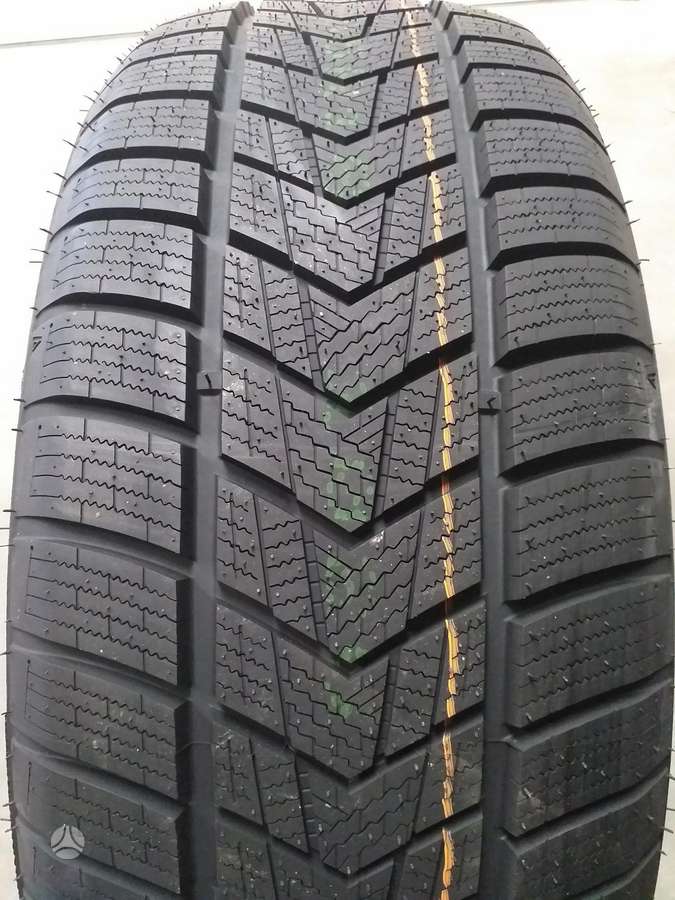 Rotalla S330, зимние 285/45 R19