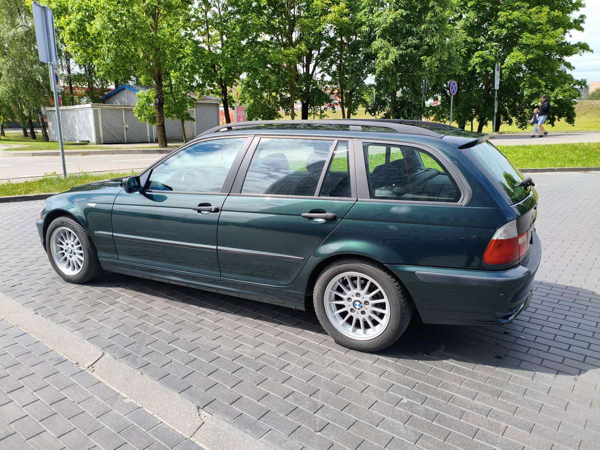 BMW 318, 2.0 l., wagon