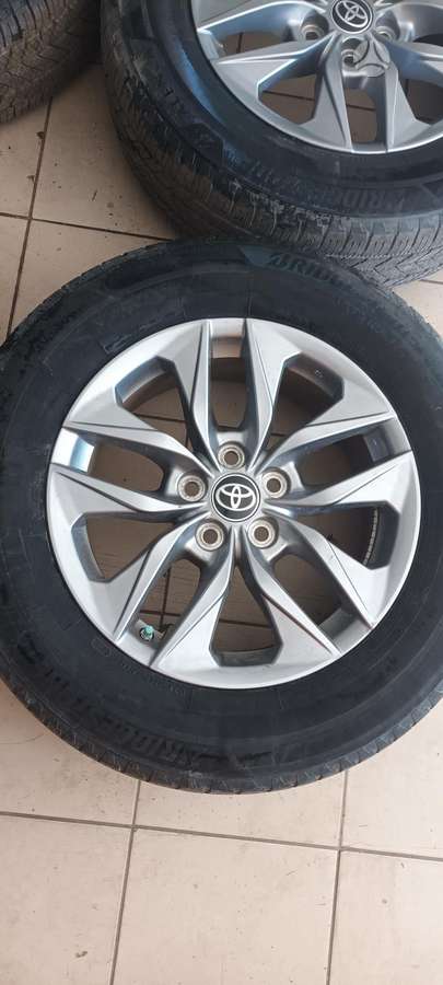 Toyota SIENNA, легкосплавные , R17