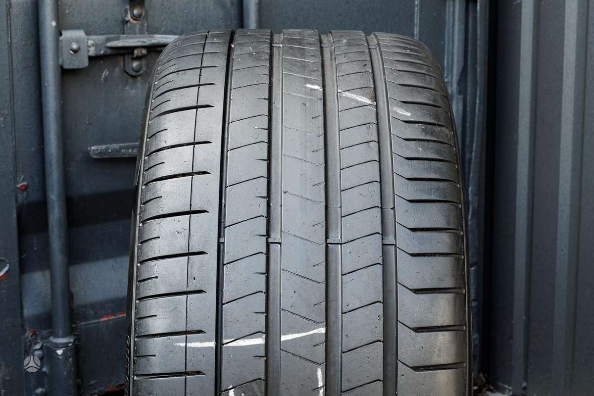 Pirelli P Zero 4, vasarinės 325/30 R23