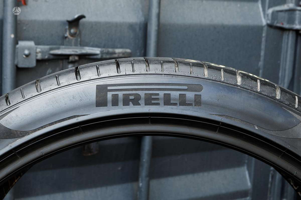 Pirelli P Zero 4, летние 325/30 R23