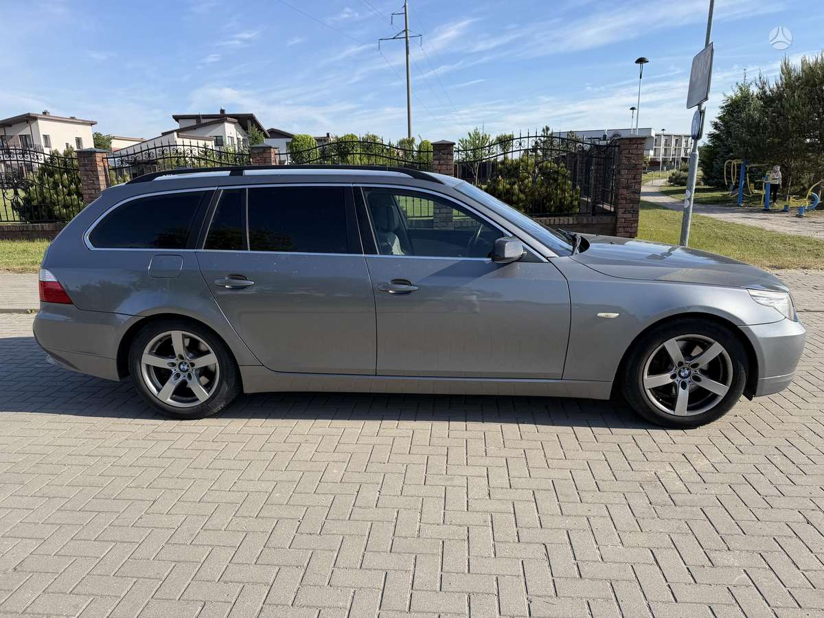 BMW 525, 2.5 l., Универсал