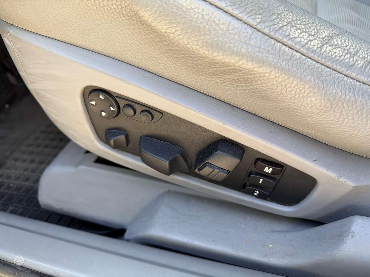 BMW 525, 2.5 l., Универсал