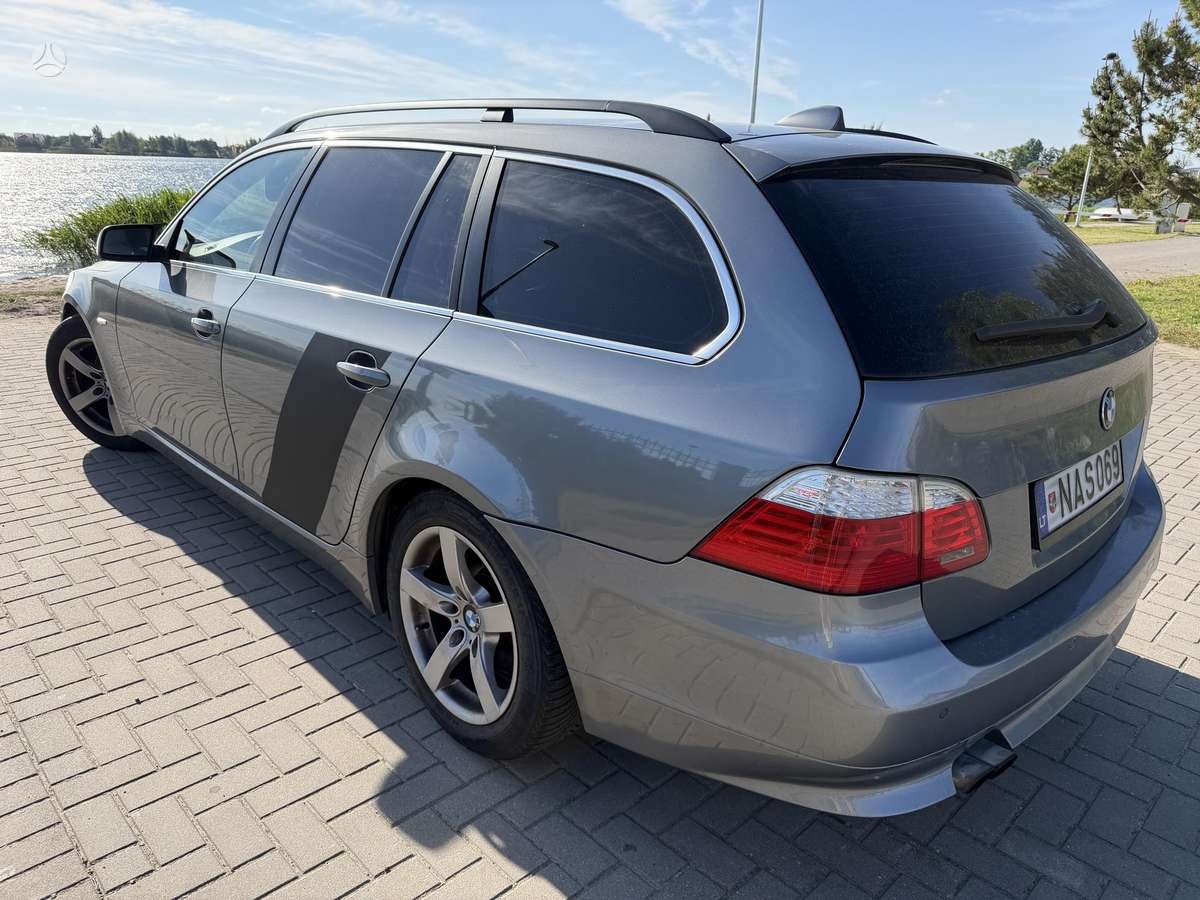 BMW 525, 2.5 l., Универсал
