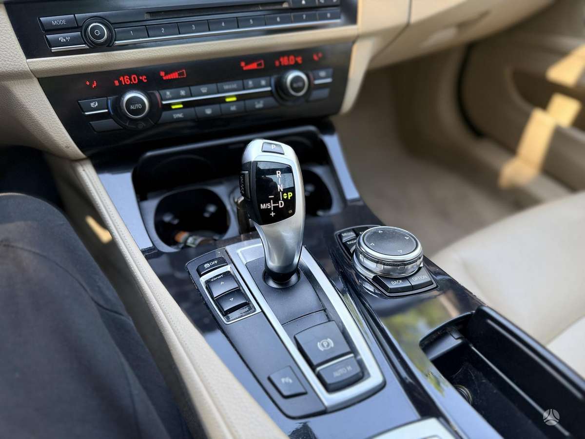 BMW 520, 2.0 l., wagon
