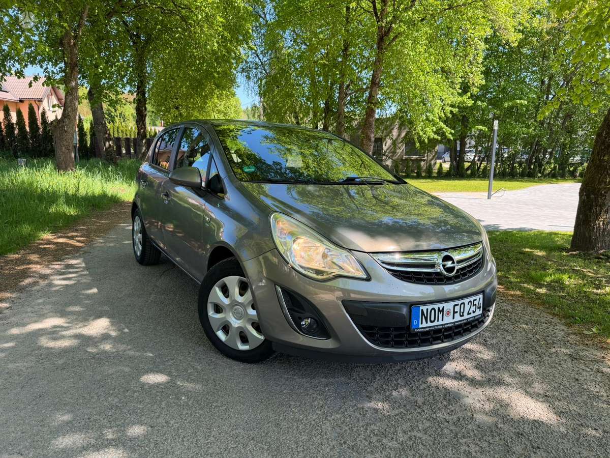 Opel Corsa, 1.4 l., Хэтчбек