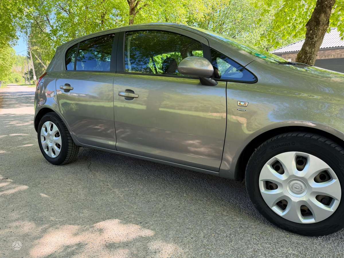 Opel Corsa, 1.4 l., hatchback