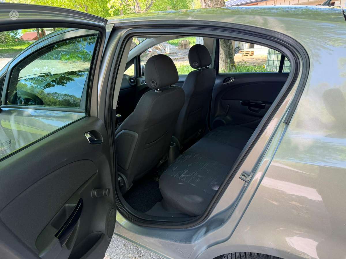 Opel Corsa, 1.4 l., hatchback