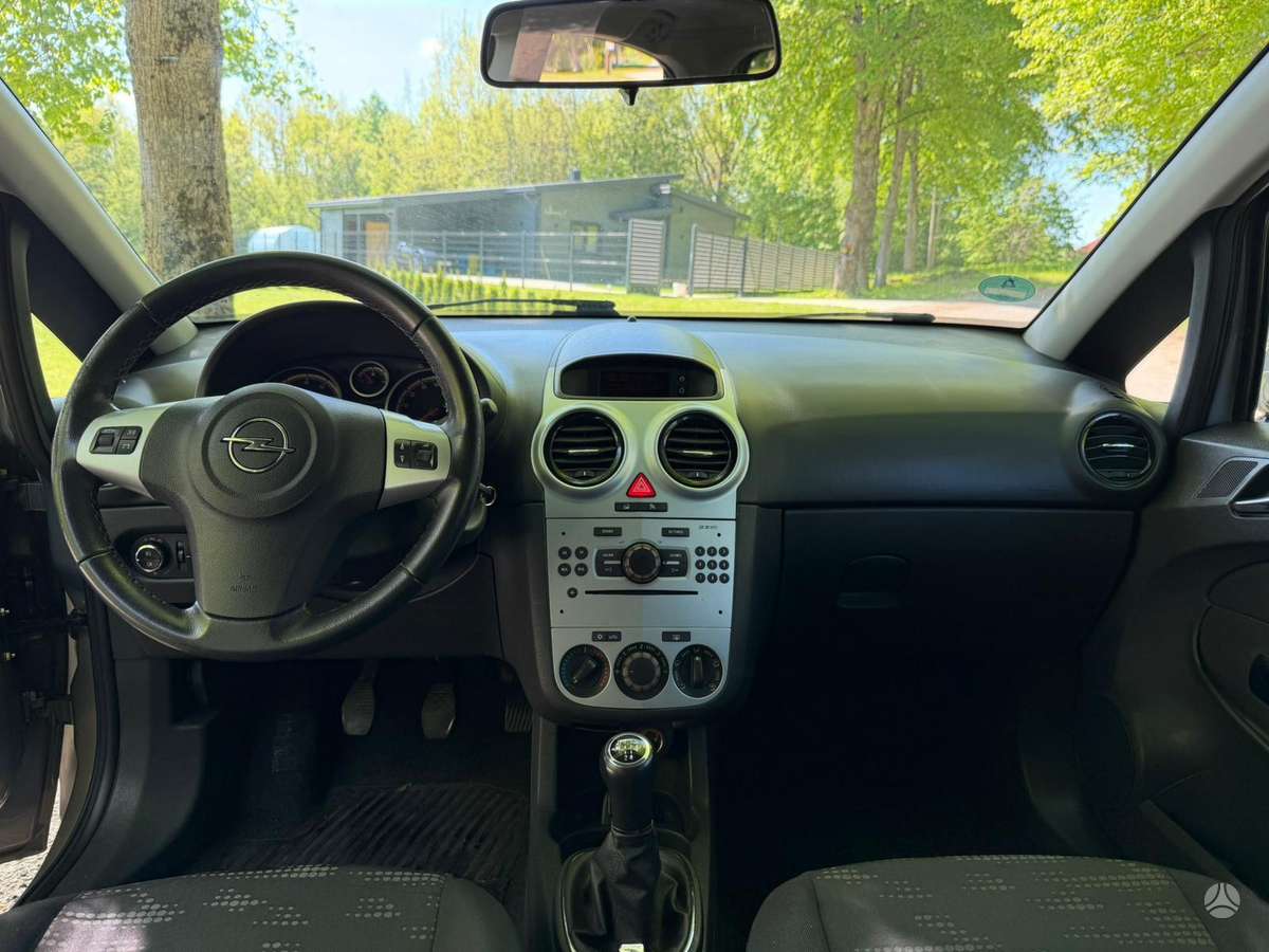 Opel Corsa, 1.4 l., hatchback