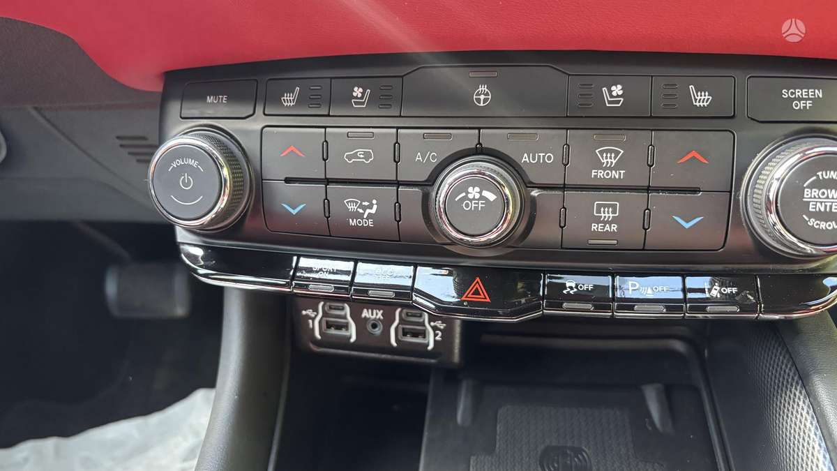 Dodge Durango, 5.7 l., off-road / crossover