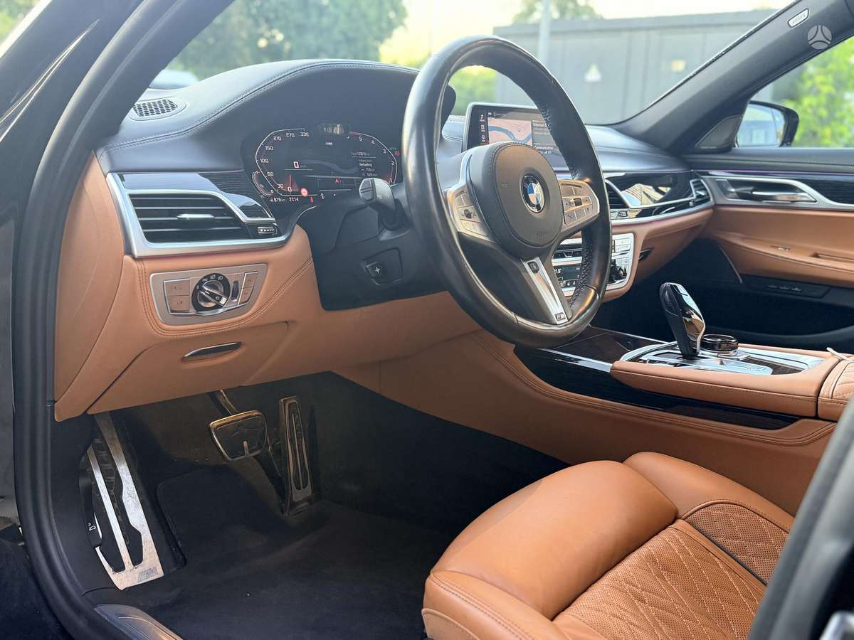 BMW 730, 3.0 l., Седан