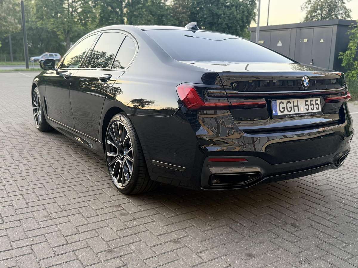 BMW 730, 3.0 l., Седан