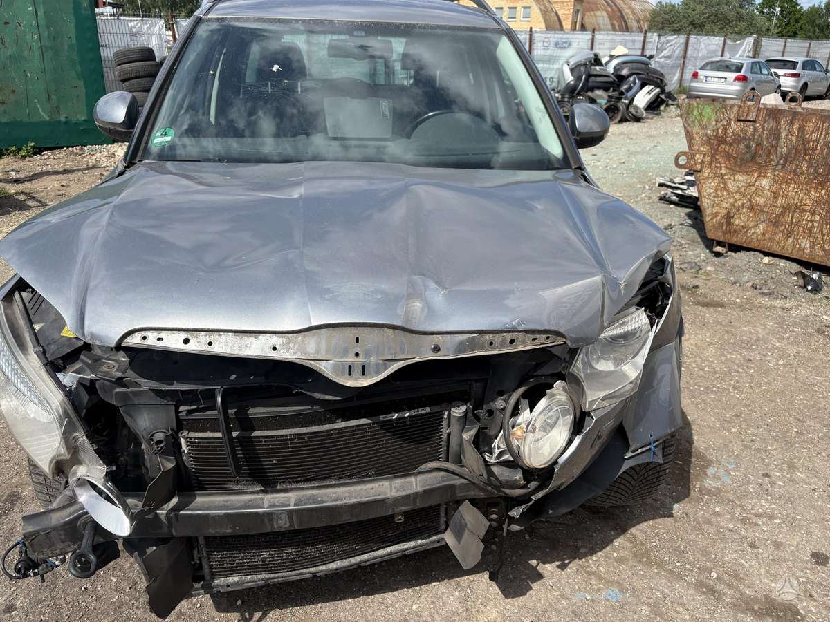 Skoda Yeti 37068366700