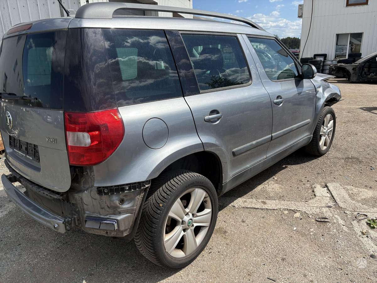 Skoda Yeti 37068366700