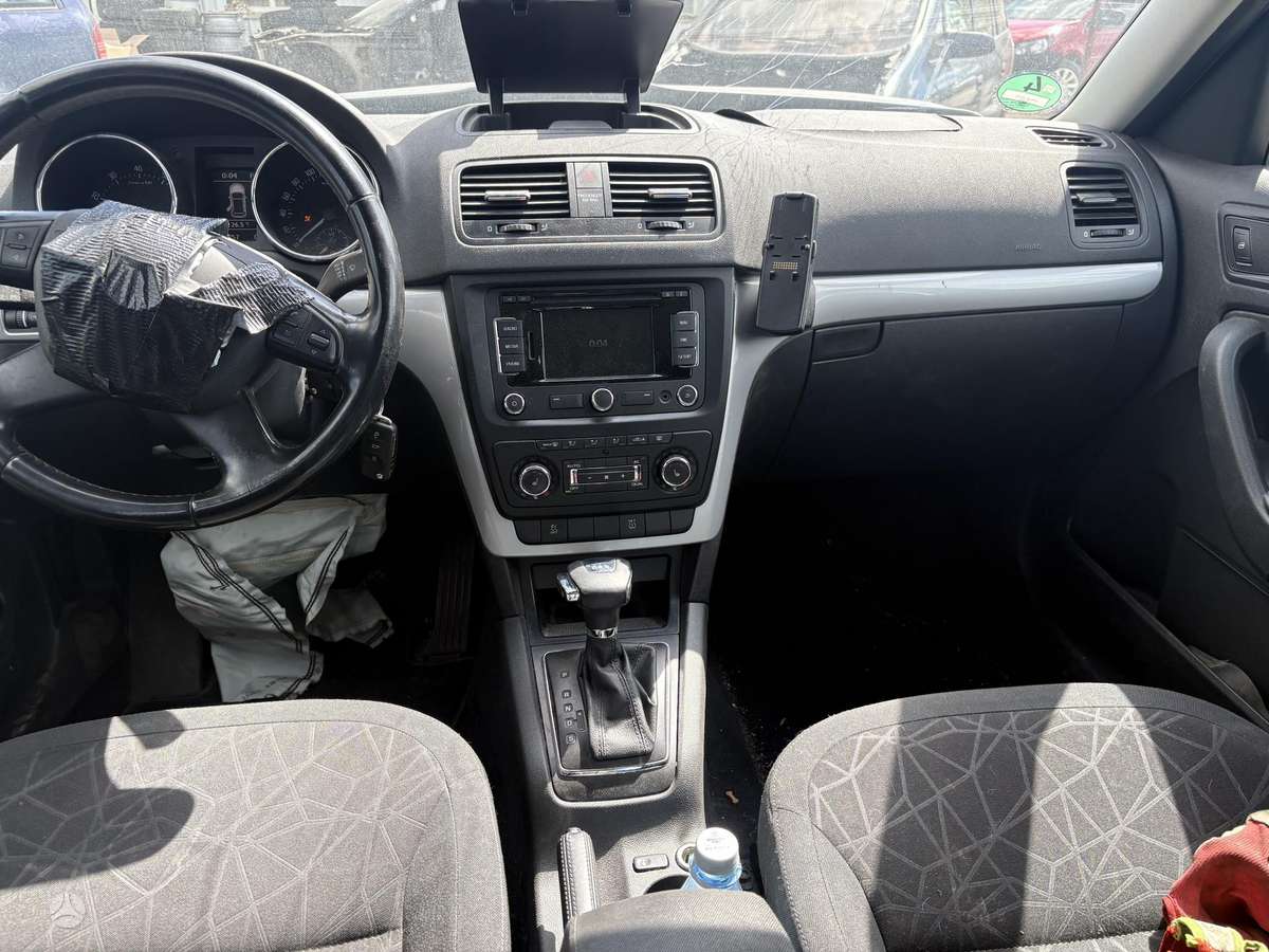 Skoda Yeti 37068366700
