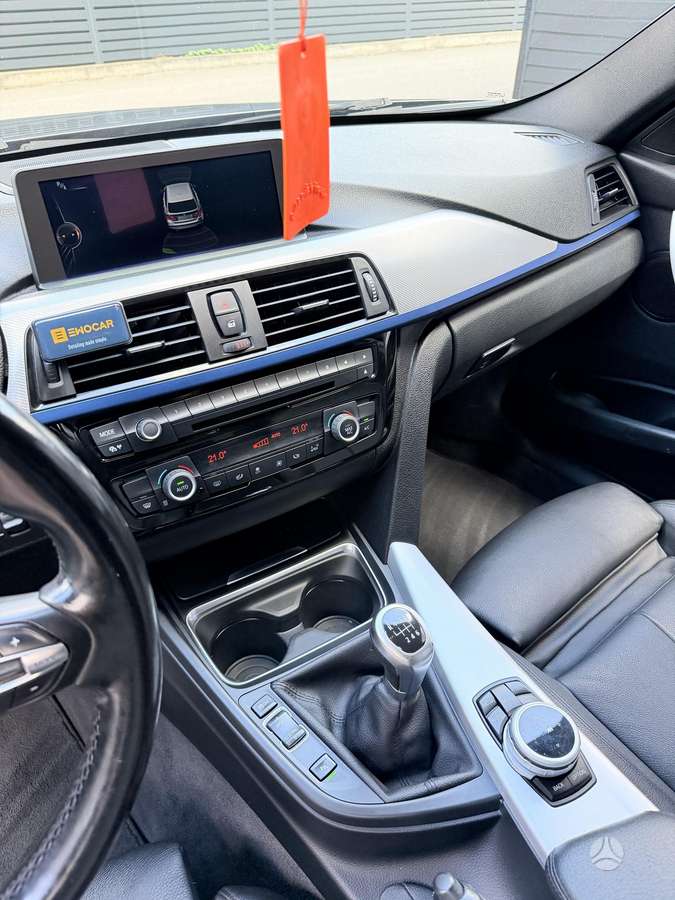 BMW 318, 2.0 l., wagon