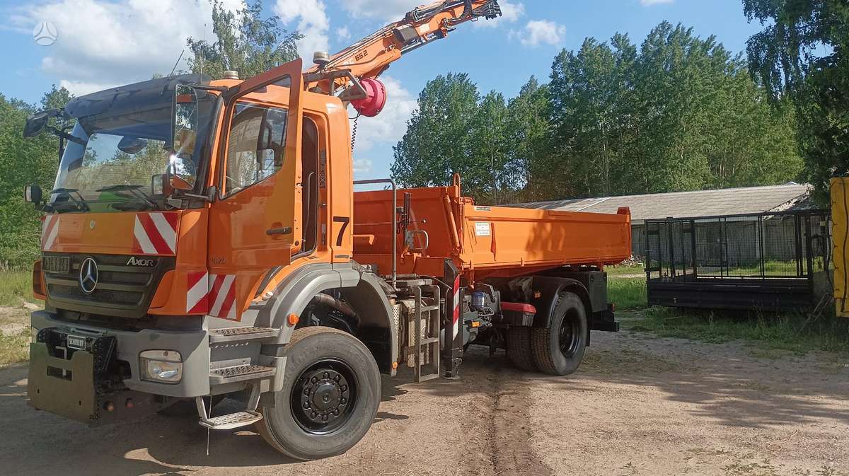 Mercedes-Benz 18.29, самосвалы с краном