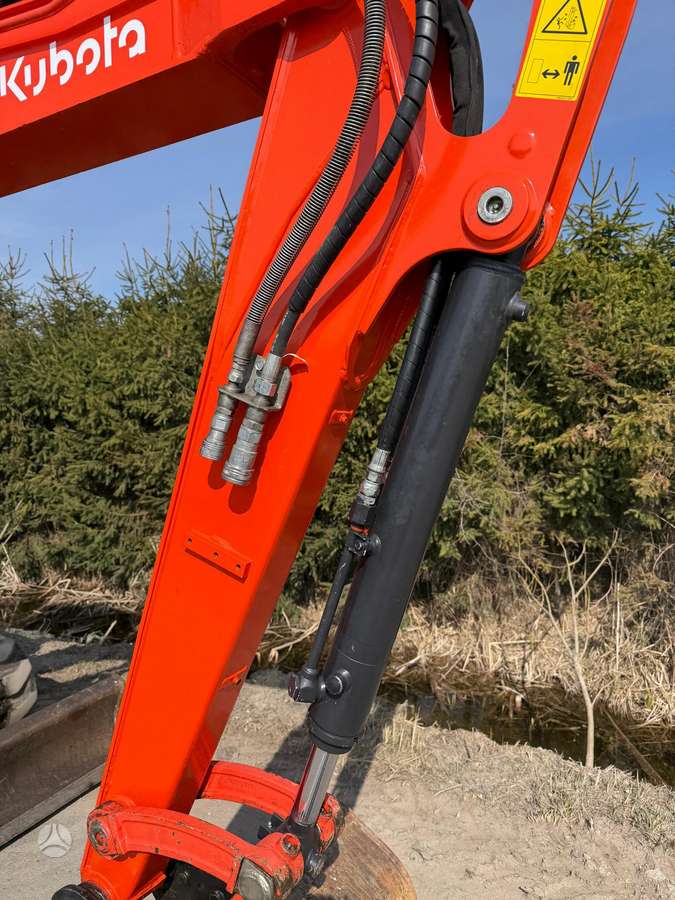 Kubota U56-5, мини-экскаваторы