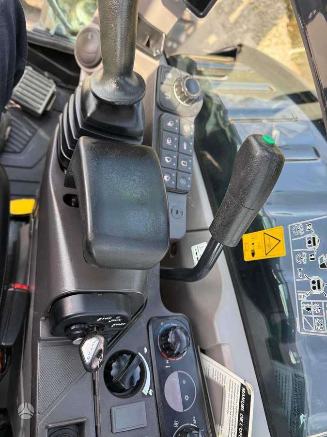 Kubota U56-5, mini ekskavatoriai