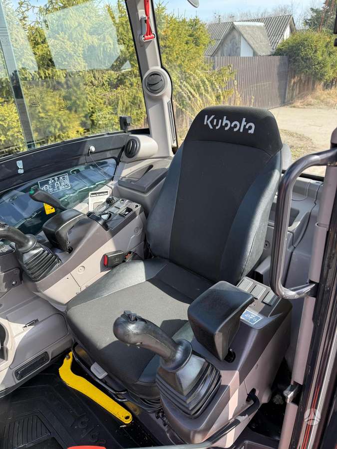 Kubota U56-5, mini ekskavatori
