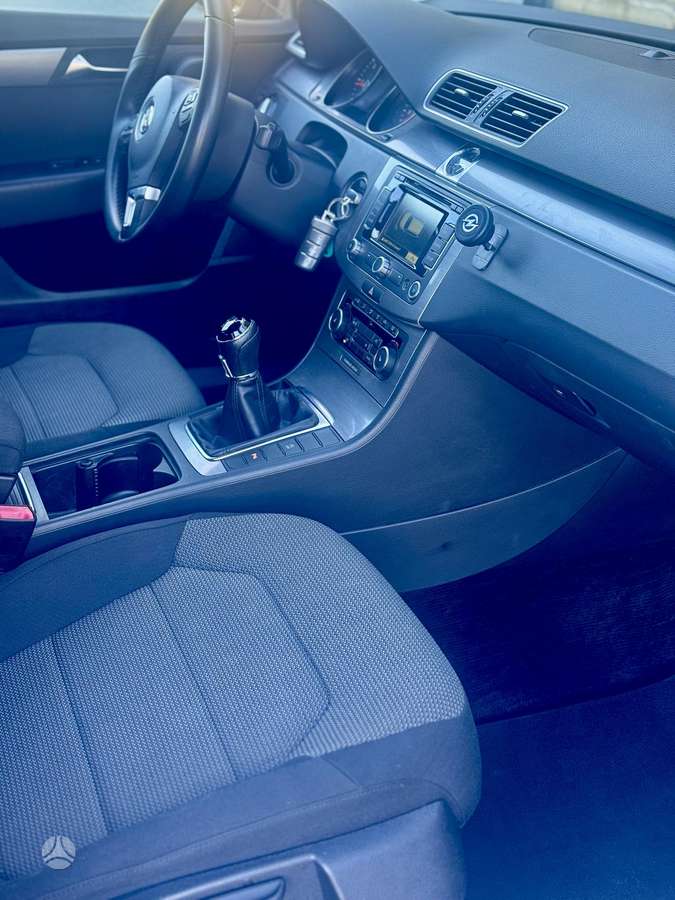 Volkswagen Passat, 2.0 l., Универсал
