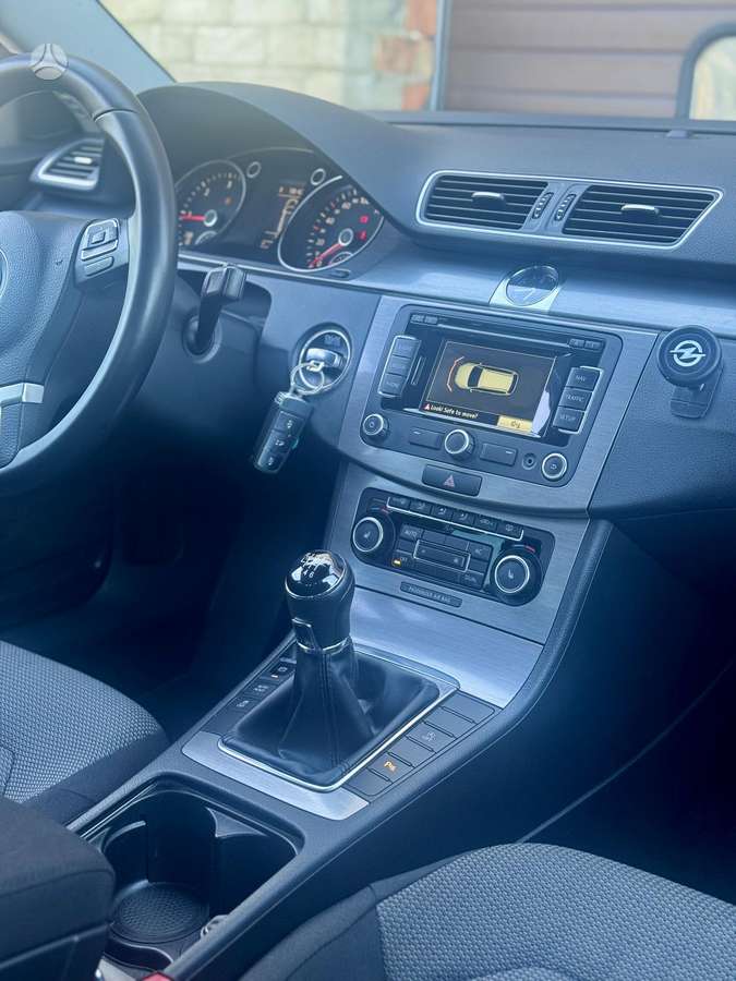 Volkswagen Passat, 2.0 l., Универсал