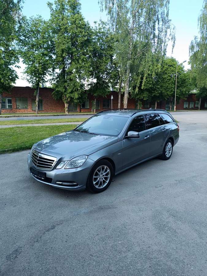 Mercedes-Benz E250, 2.1 l., Универсал