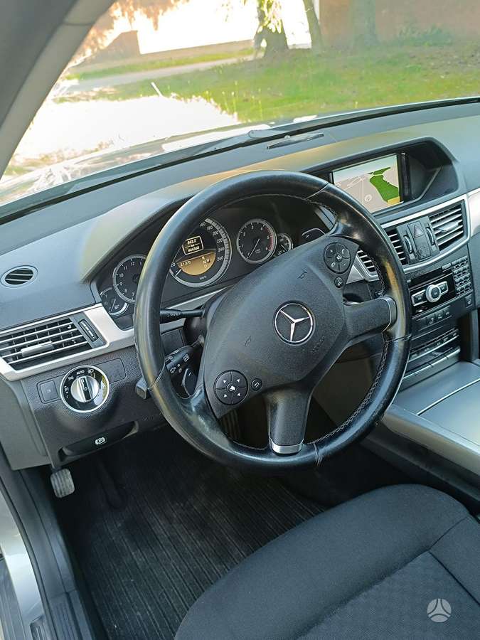 Mercedes-Benz E250, 2.1 l., Универсал