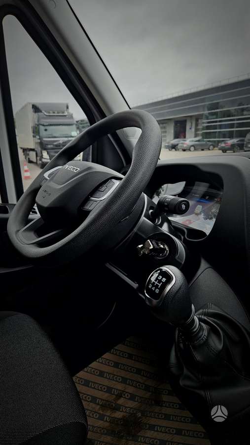 Iveco Daily, 3.0 l., cargo van