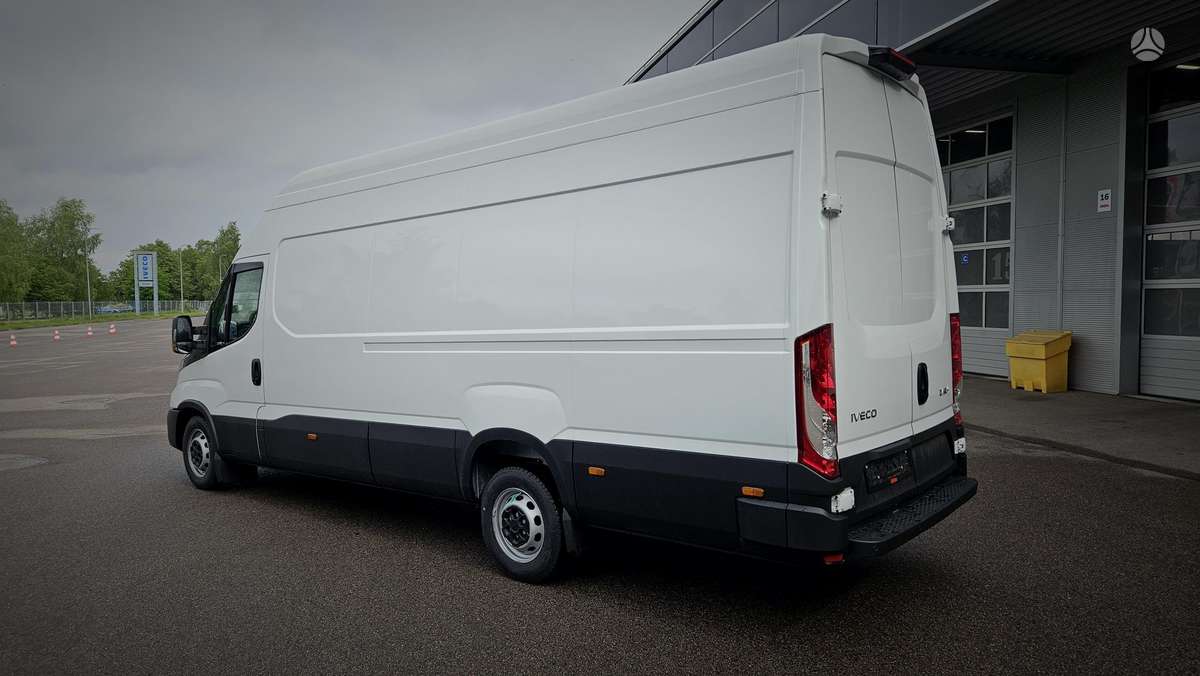 Iveco Daily, 3.0 l., cargo van