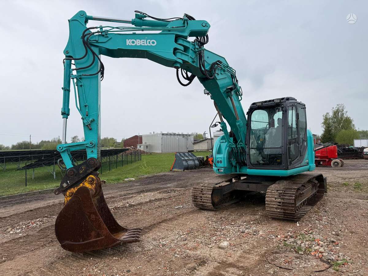 Kobelco SK140SRLC-3, экскаваторы