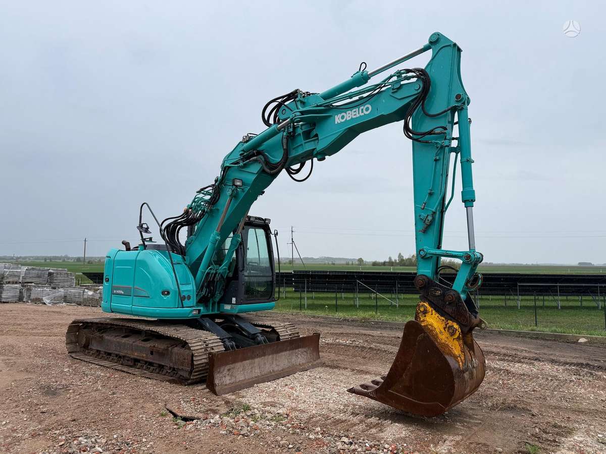 Kobelco SK140SRLC-3, экскаваторы